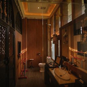 Concubine Suites